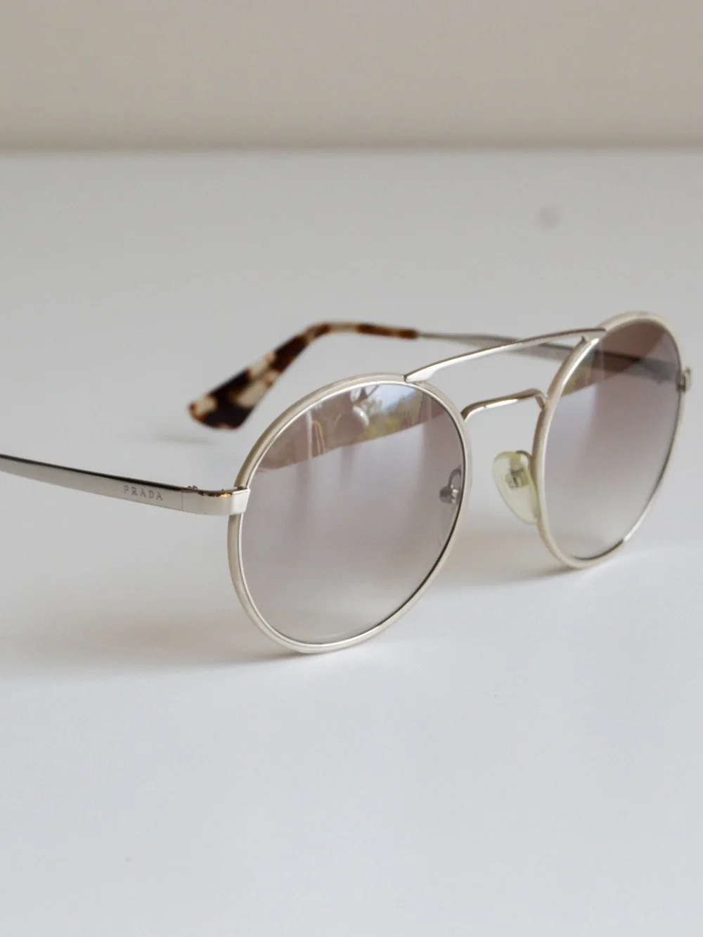 Prada Cinema SPR51S UFH-4O0 Round Sunglasses Silver Brown Gradient w/ Case